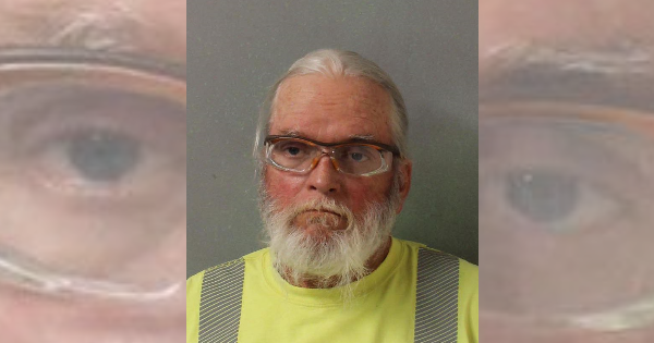 Nashville man charged for strangling woman, ends when daughter gets involved