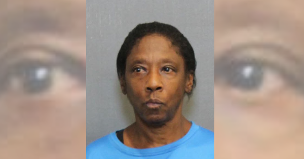 Woman threatens to hit her 81-year-old mother with a kitchen chair